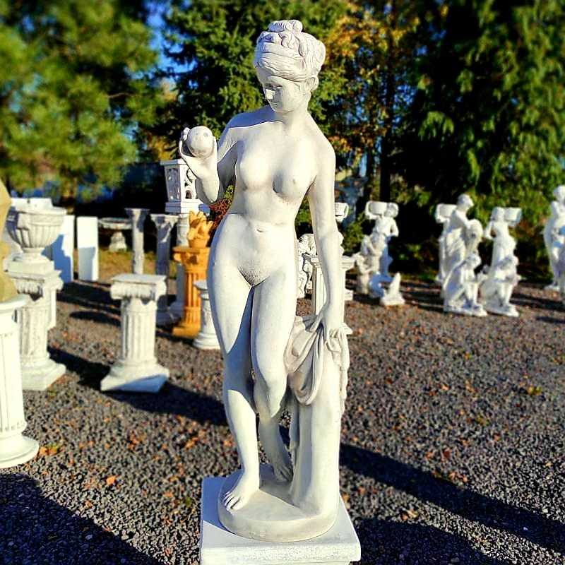 Figura Ewa z jabłkiem