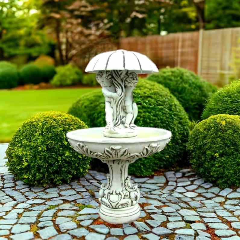 Fontanna ROMA Amorki pod Parasolem