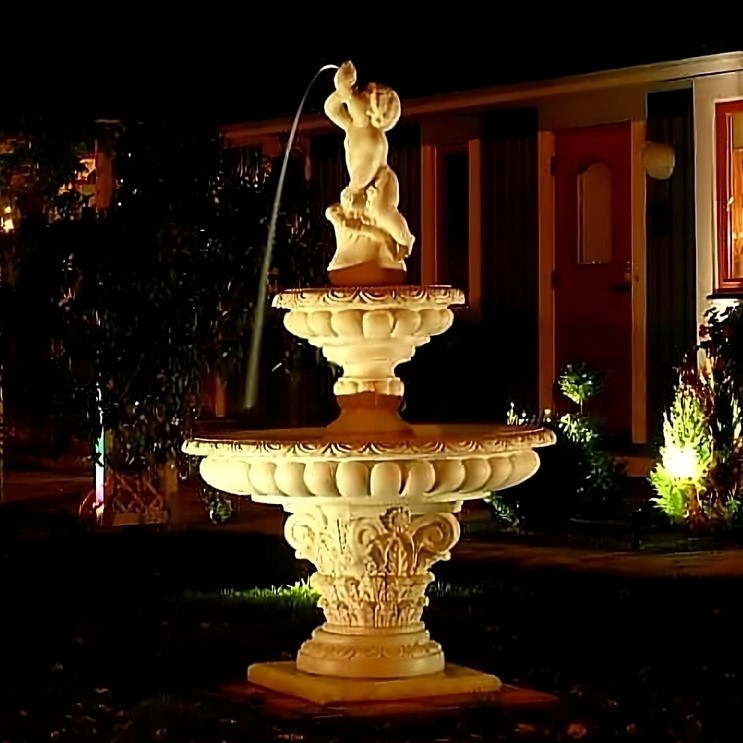 Fontanna Grecka Chłopiec z Muszlą