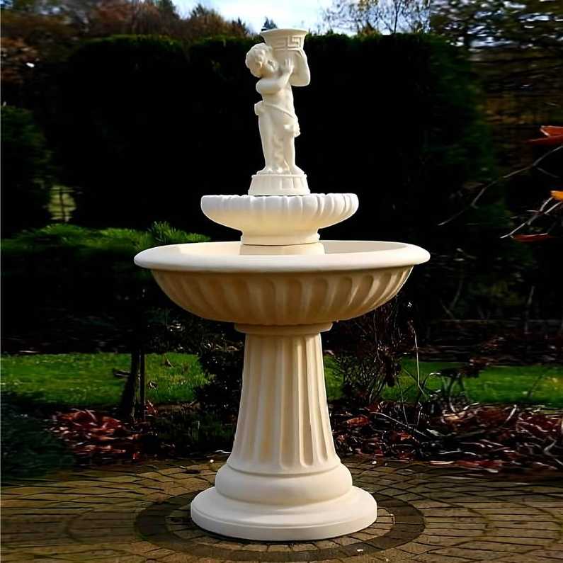 Fontanna Noemi z Dzieckiem