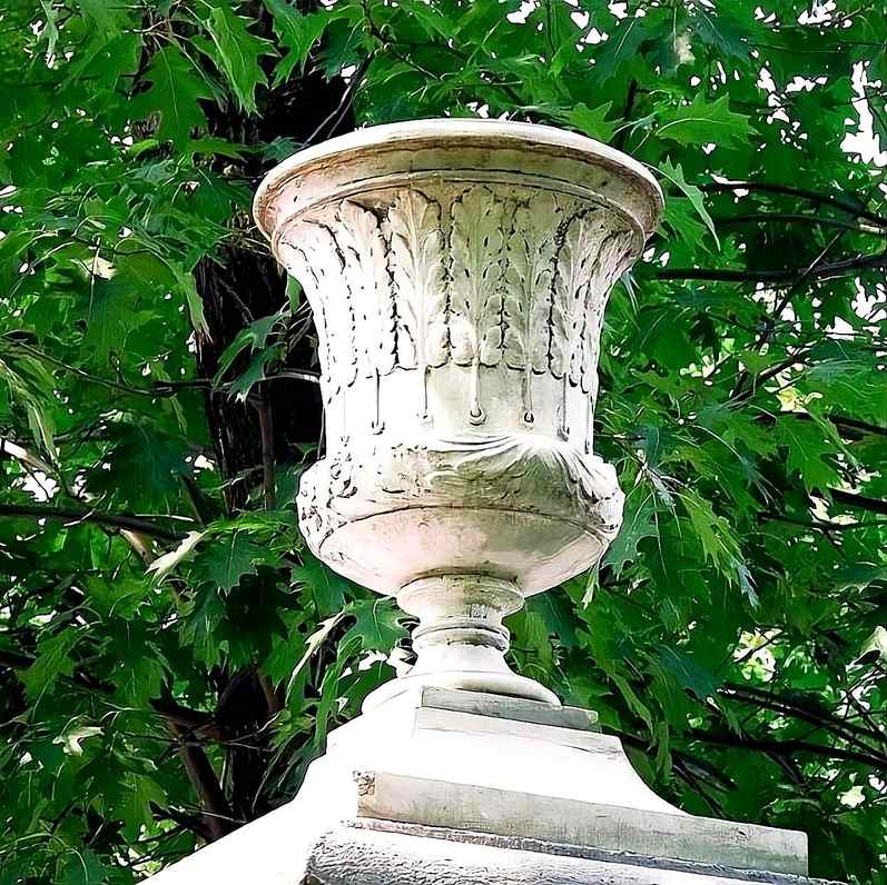 Kielich na postumencie