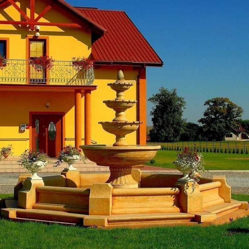 Zestaw Fontanna Almeria z szyszką + Oczko Classico