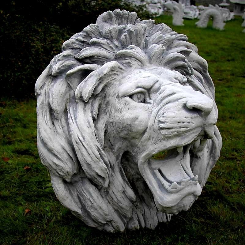 Płaskorzeźba Duży lew z grzywą