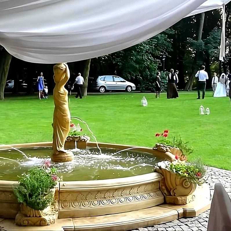 Zestaw Figura Dziewczyna z Dzbanami + Oczko Marino + Kolumna