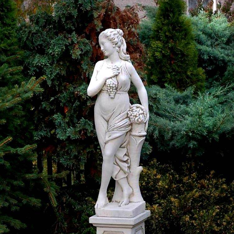 Figura Selene z winogronem